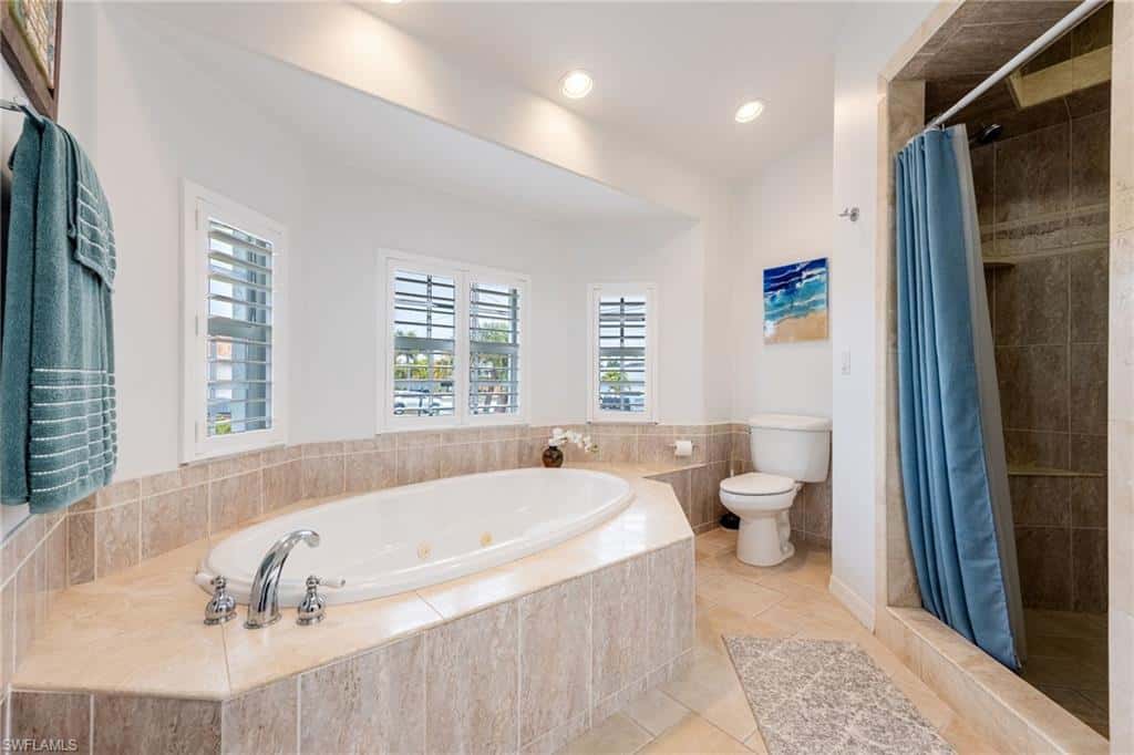 12249 Moon Shell Dr, Matlacha Isles, photo 22