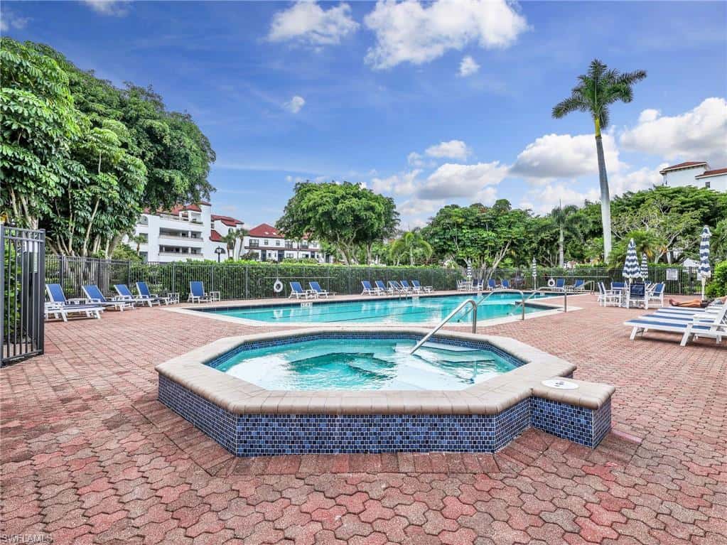 531 La Peninsula Blvd #531, Naples, photo 32