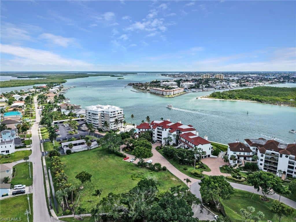 531 La Peninsula Blvd #531, Naples, photo 38