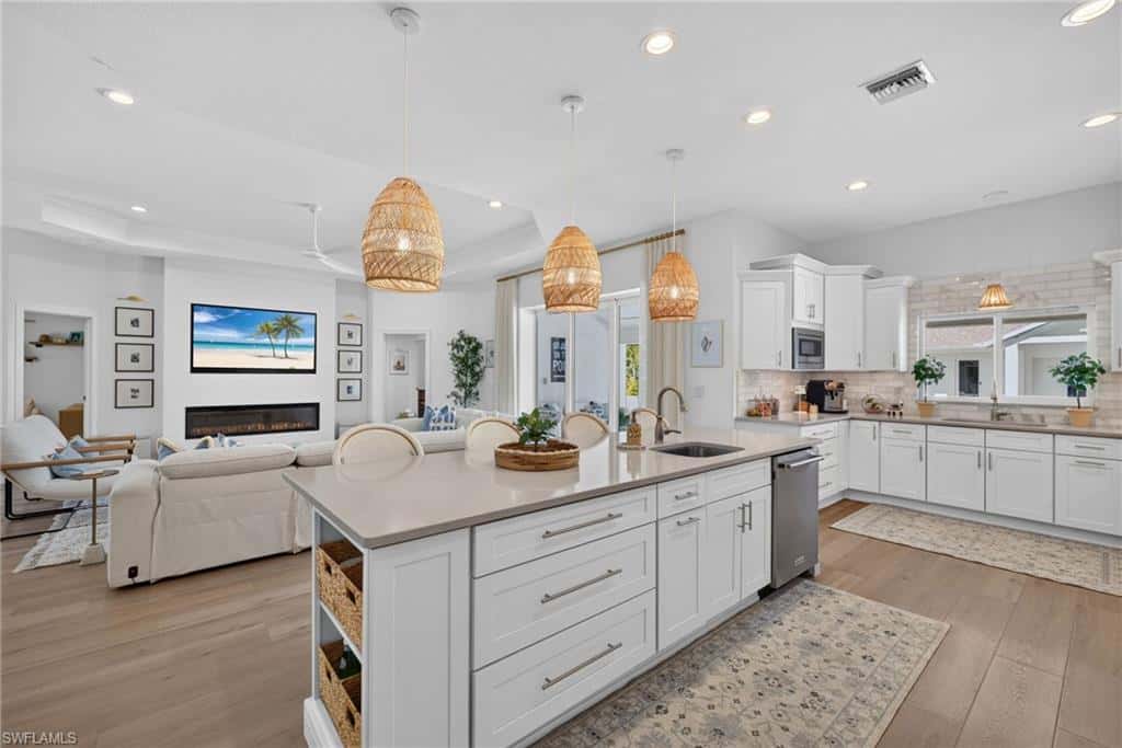 24377 Stillwell Pkwy, Bonita Springs, photo 6