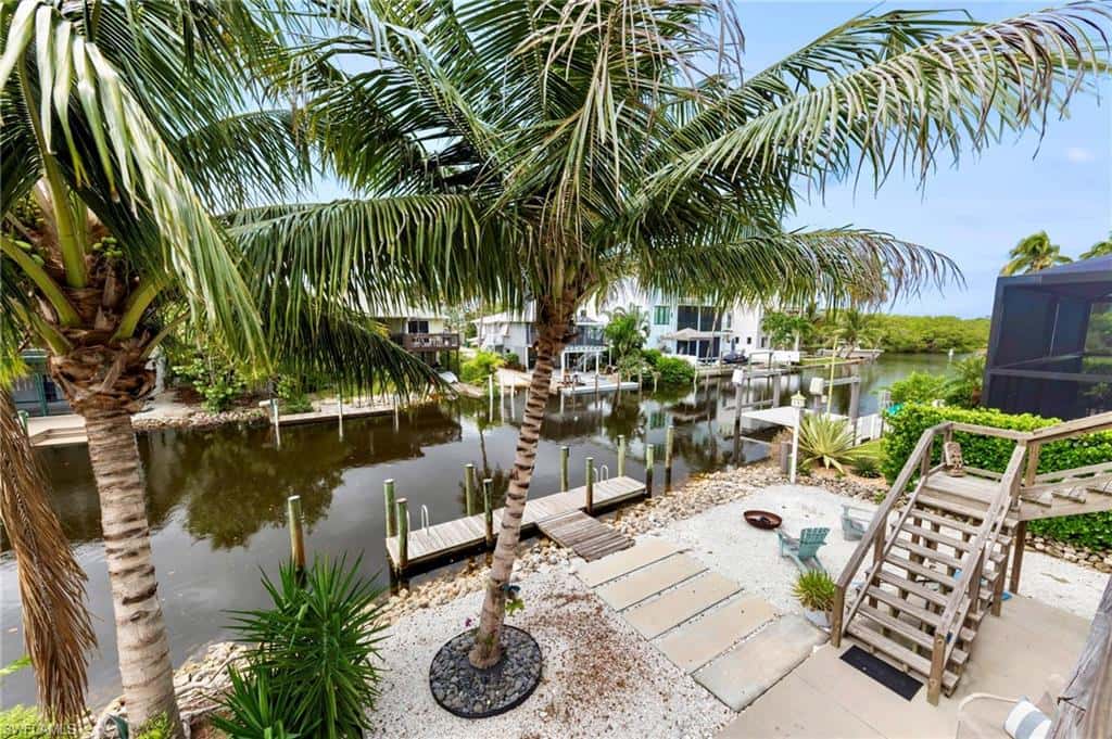 1282 Venetian Way, Naples, photo 32