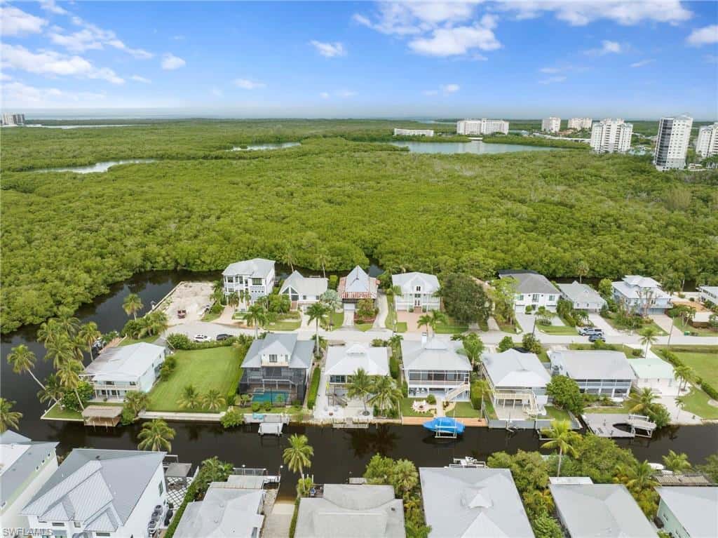 1282 Venetian Way, Naples, photo 45