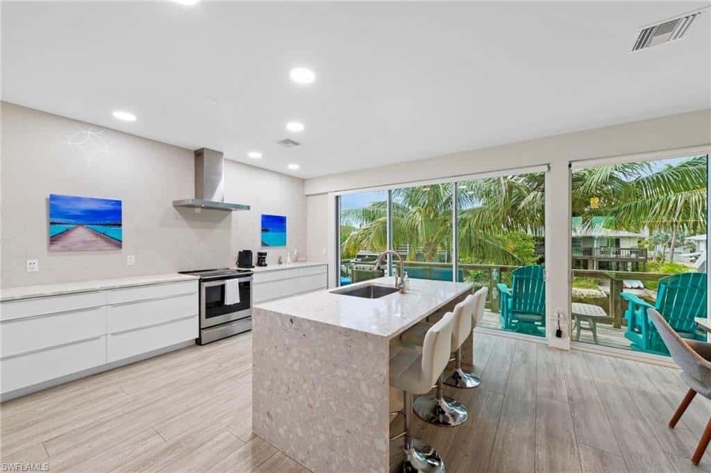 1282 Venetian Way, Naples, photo 15