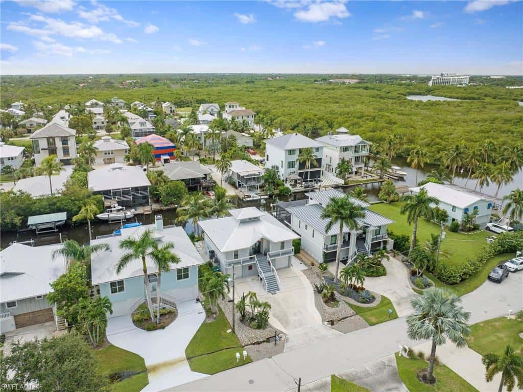 1282 Venetian Way, Naples, photo 40
