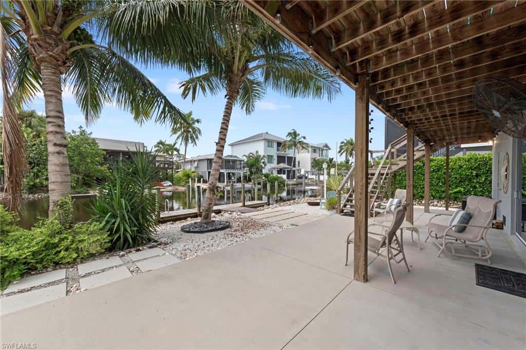 1282 Venetian Way, Naples, photo 39