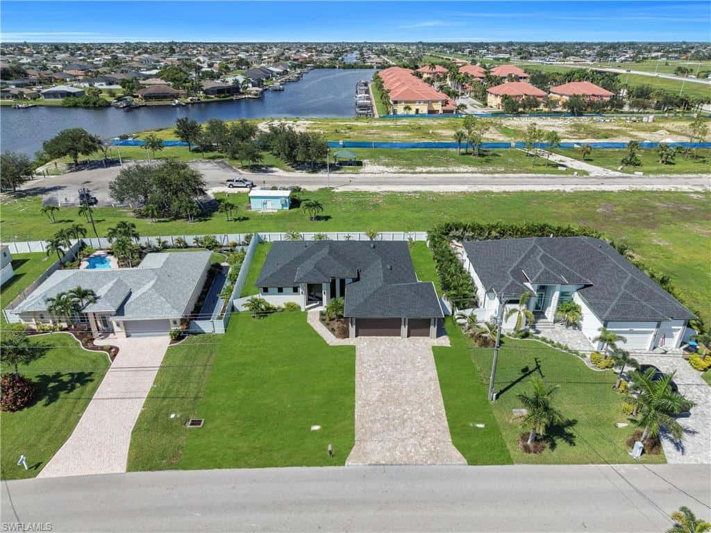 3221 3rd Ter, Cape Coral, photo 56