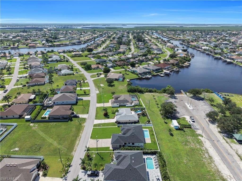3221 3rd Ter, Cape Coral, photo 46