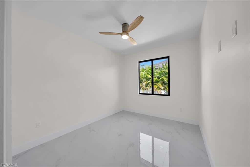 3221 3rd Ter, Cape Coral, photo 32