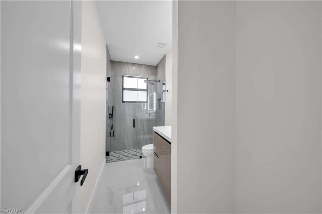 3221 3rd Ter, Cape Coral, photo 34
