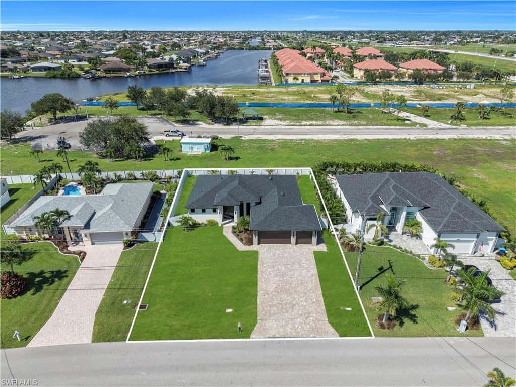 3221 3rd Ter, Cape Coral, photo 49