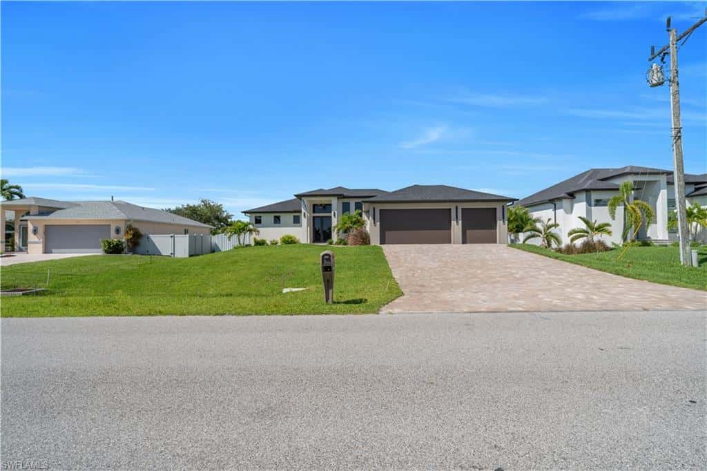 3221 3rd Ter, Cape Coral, photo 45