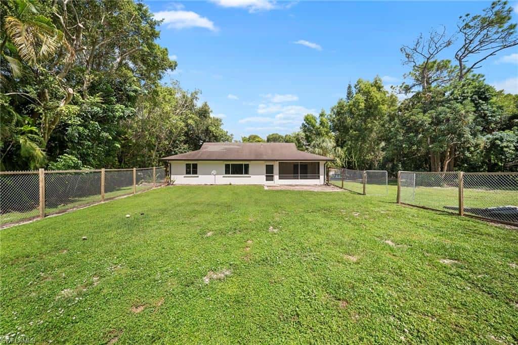 5750 Westport Ln, Naples, photo 38