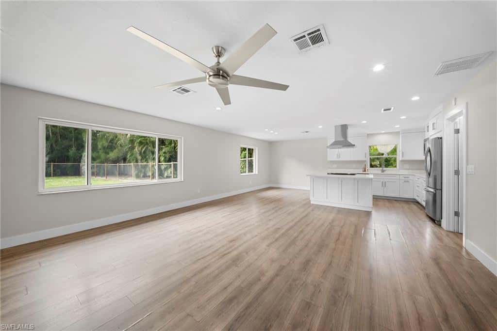 5750 Westport Ln, Naples, photo 11