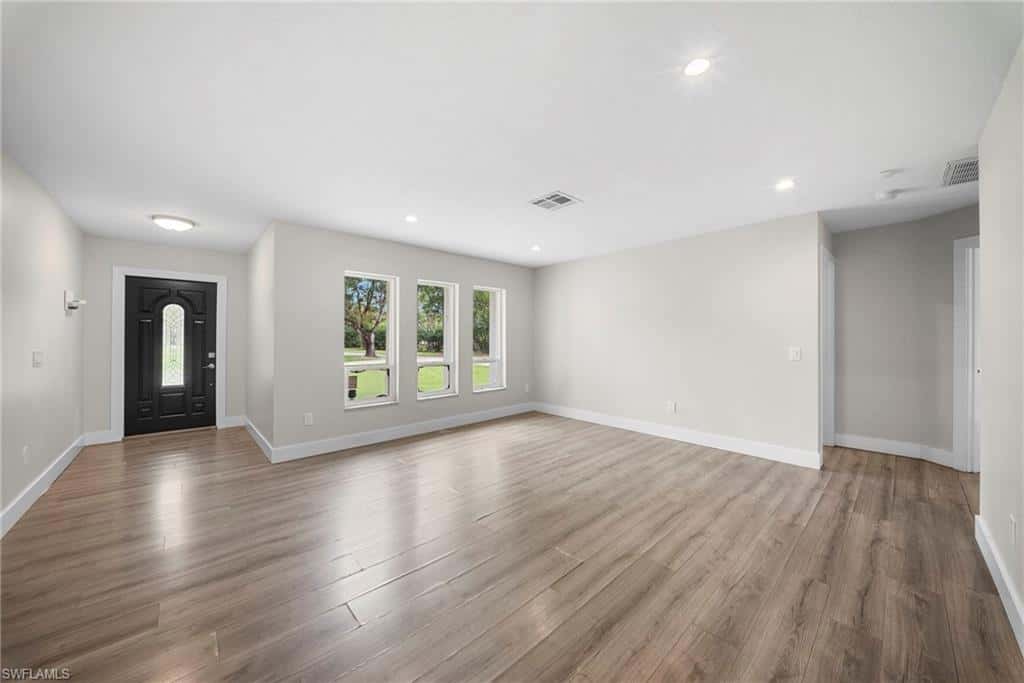 5750 Westport Ln, Naples, photo 8