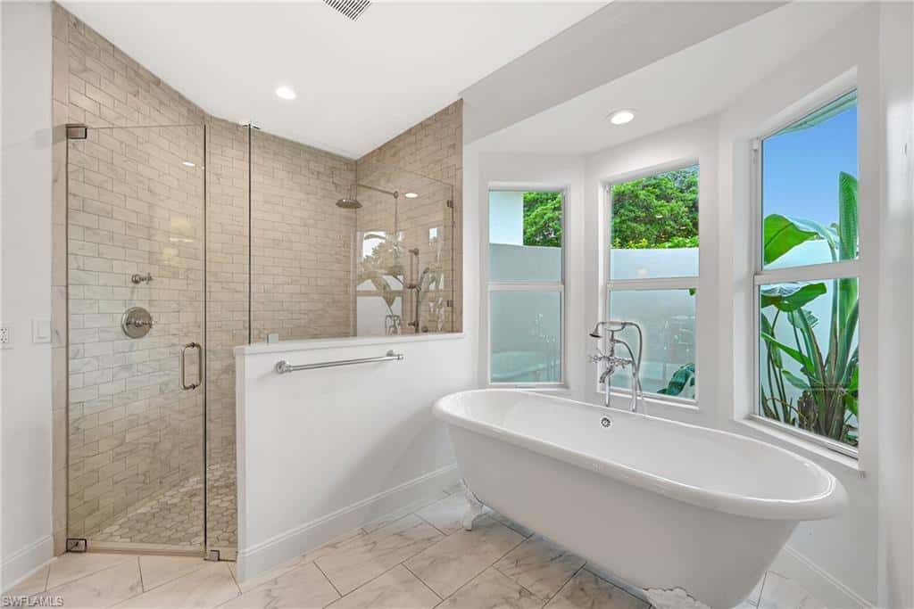 7585 Cordoba Cir, Naples, photo 27