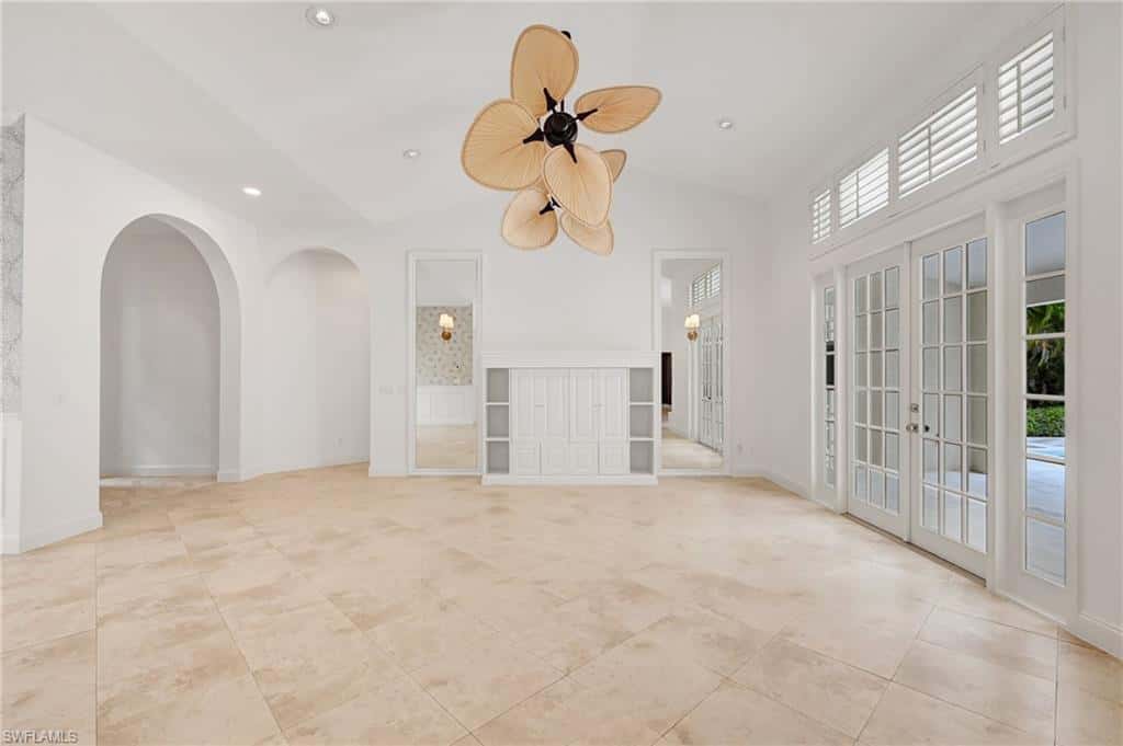 7585 Cordoba Cir, Naples, photo 6