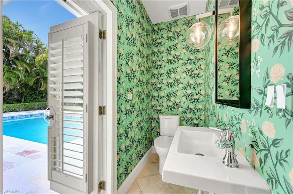 7585 Cordoba Cir, Naples, photo 37