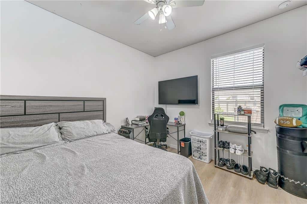 1811 13th St, Cape Coral, photo 47