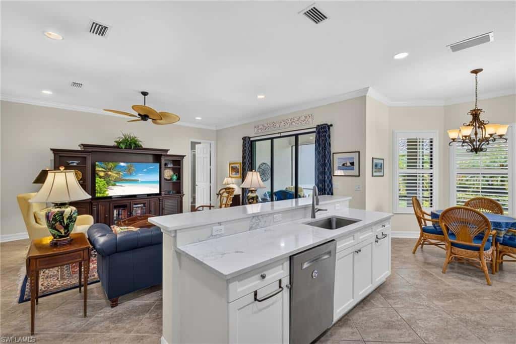 3804 Columbia Ct, Naples, photo 7