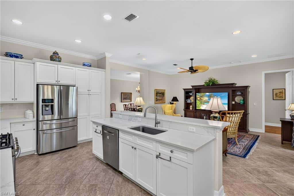 3804 Columbia Ct, Naples, photo 9