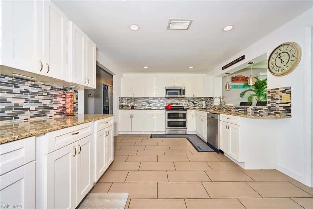 2212 Crystal Dr, Fort Myers, photo 13