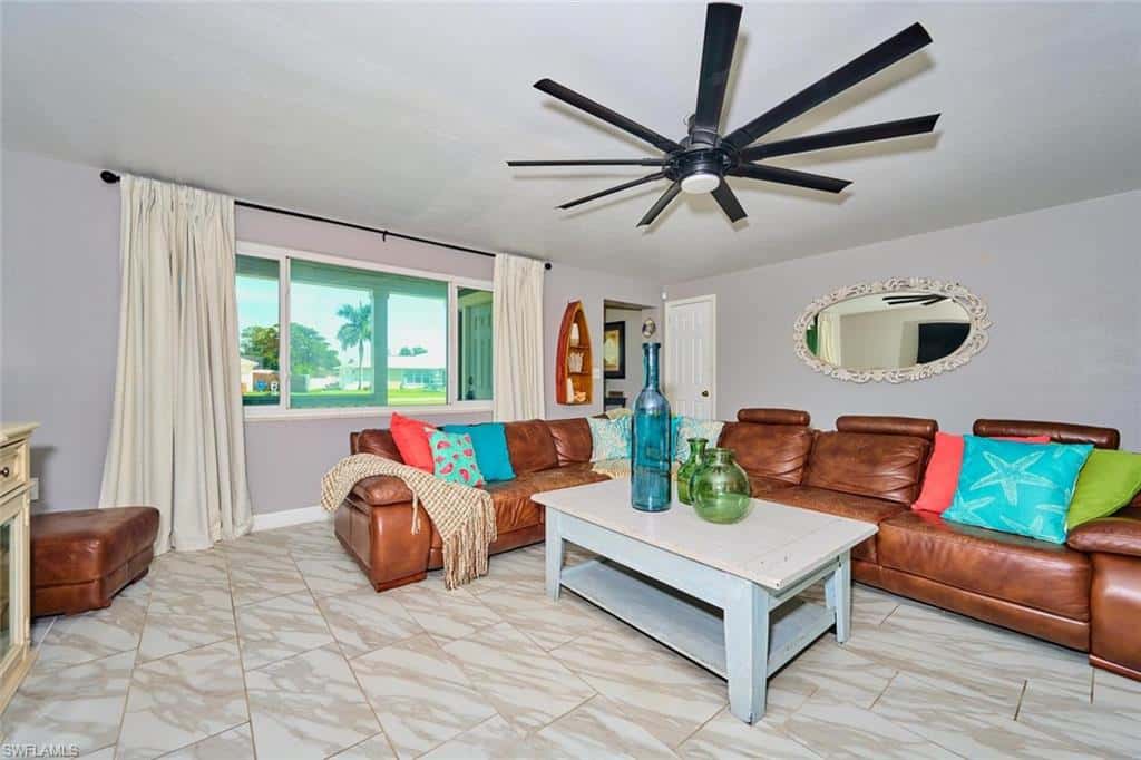 2212 Crystal Dr, Fort Myers, photo 5