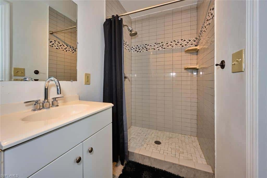 2212 Crystal Dr, Fort Myers, photo 29