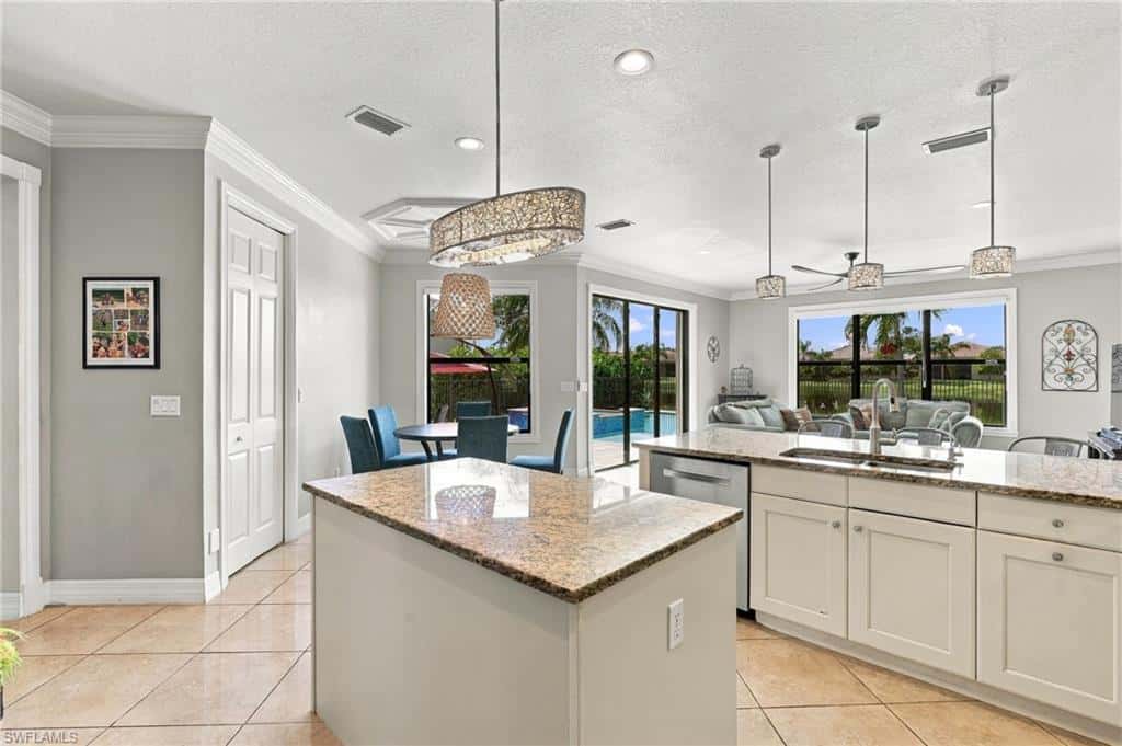 11696 Stonecreek Cir, Fort Myers, photo 10