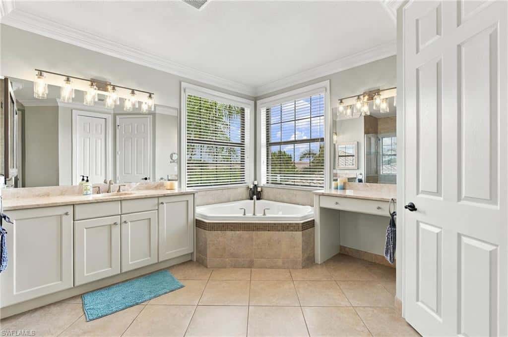 11696 Stonecreek Cir, Fort Myers, photo 31