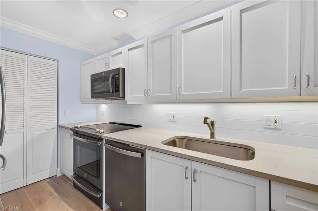 788 Park Shore Dr #d36, Naples, photo 5