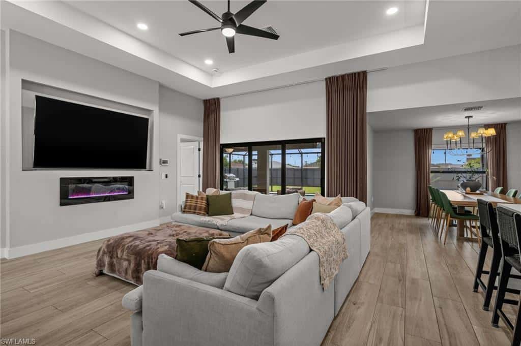 322 5th St, Cape Coral, photo 9
