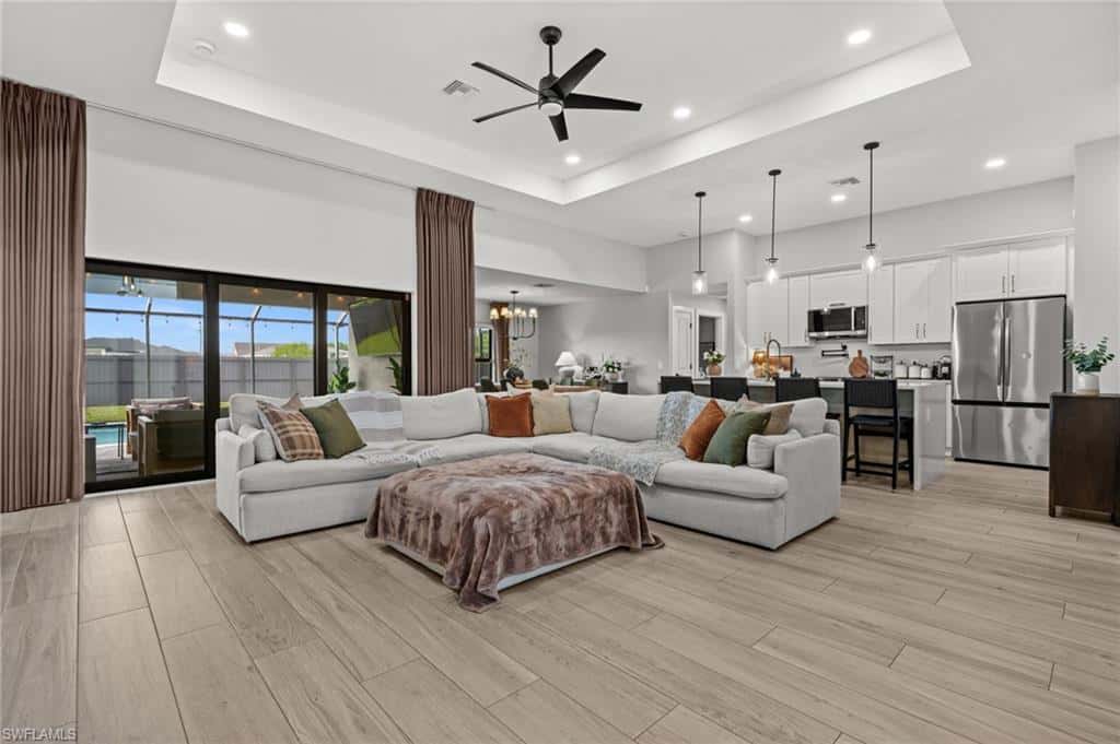 322 5th St, Cape Coral, photo 8