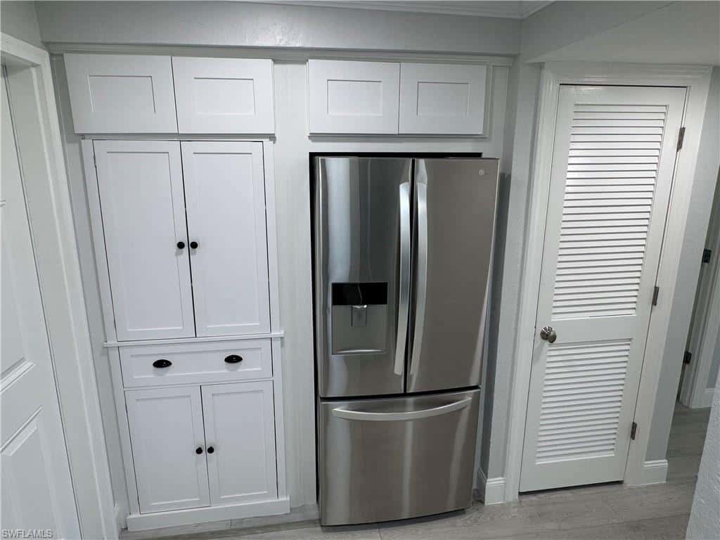 400 Forest Lakes Blvd #209, Naples, photo 5