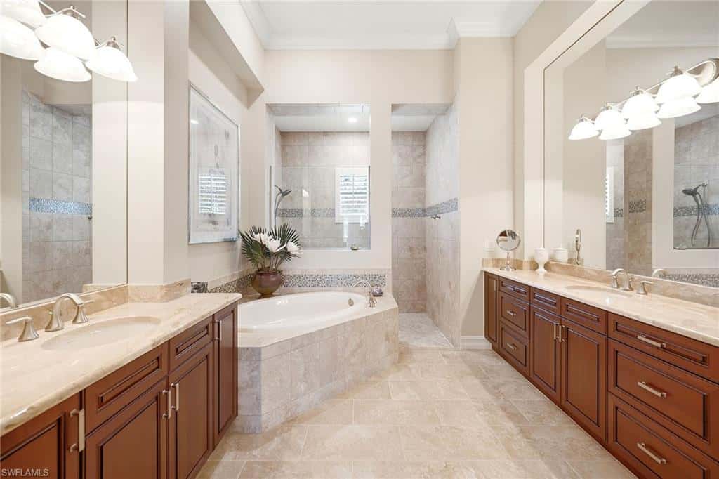 6646 Costa Cir, Naples, photo 18