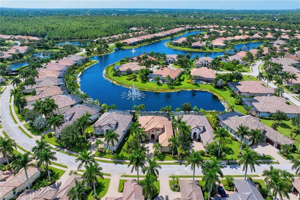 6646 Costa Cir, Naples, photo 37