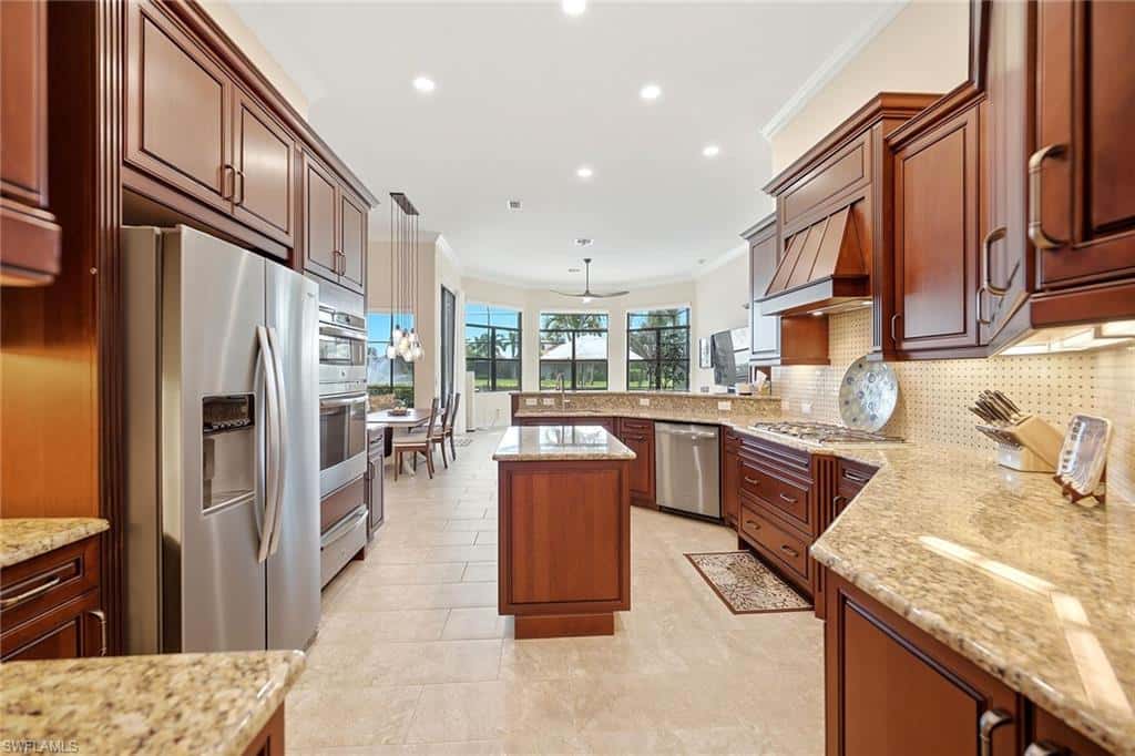 6646 Costa Cir, Naples, photo 8