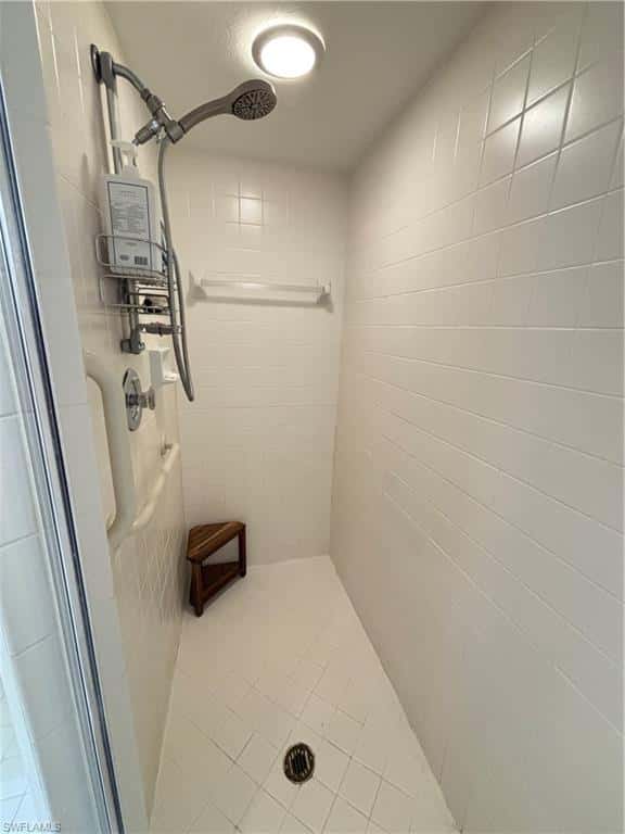 2103 Tama Cir #101, Naples, photo 16