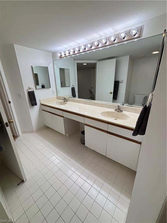 2103 Tama Cir #101, Naples, photo 15