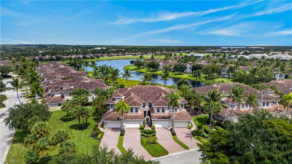 3177 Aviamar Cir #202, Naples, photo 43
