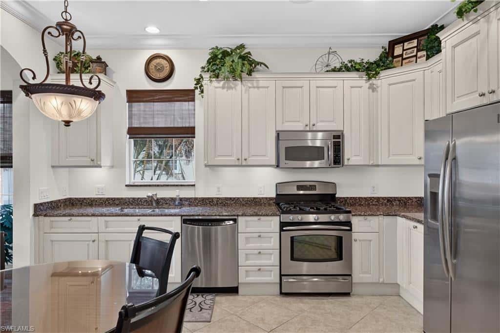3177 Aviamar Cir #202, Naples, photo 16