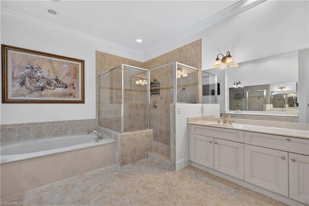 3177 Aviamar Cir #202, Naples, photo 26