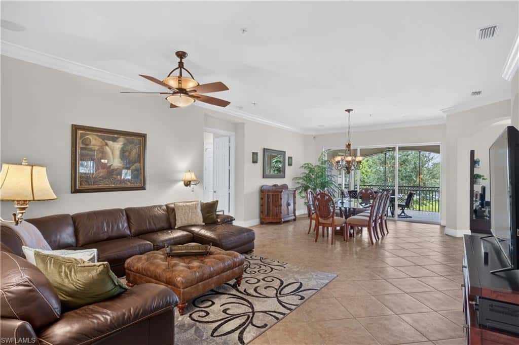 3177 Aviamar Cir #202, Naples, photo 15