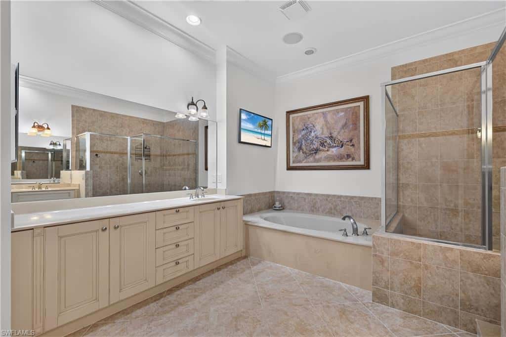 3177 Aviamar Cir #202, Naples, photo 25
