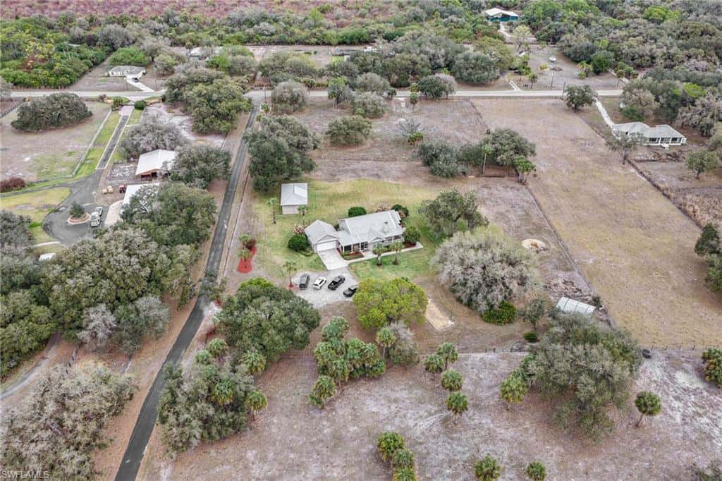 23150 River Rd, Alva, photo 26
