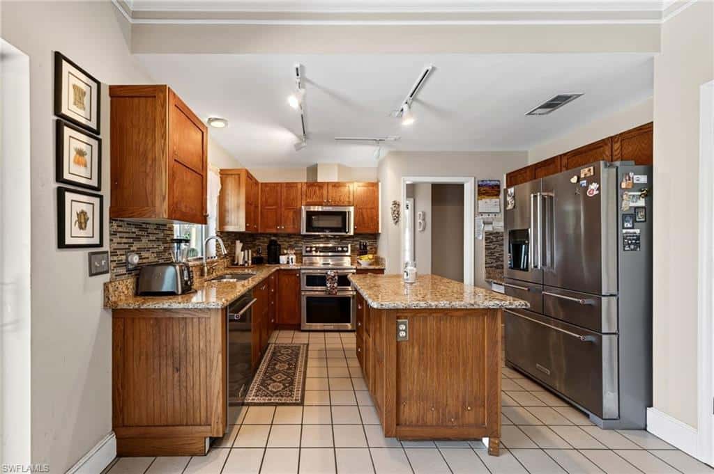 1805 Everest Pkwy, Cape Coral, photo 13