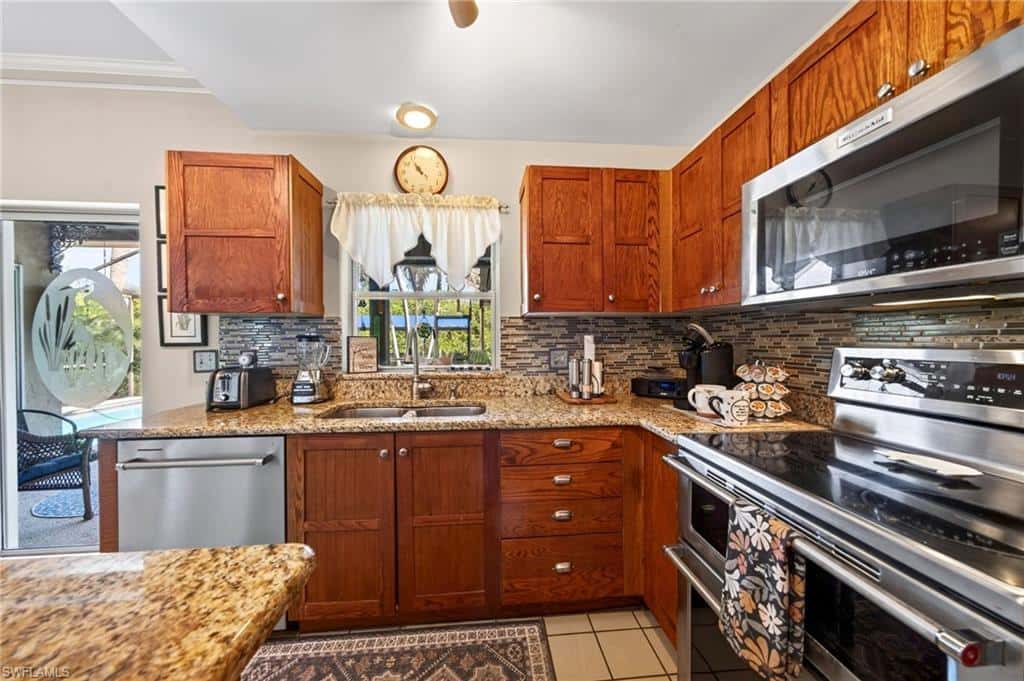 1805 Everest Pkwy, Cape Coral, photo 16