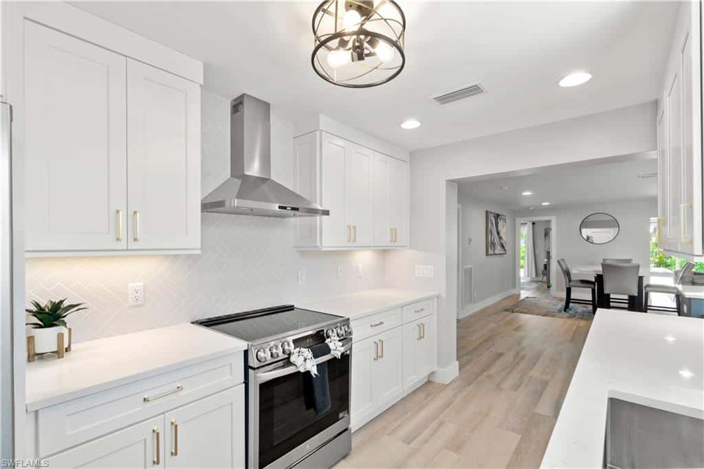 5161 Williams Dr, Fort Myers Beach, photo 7