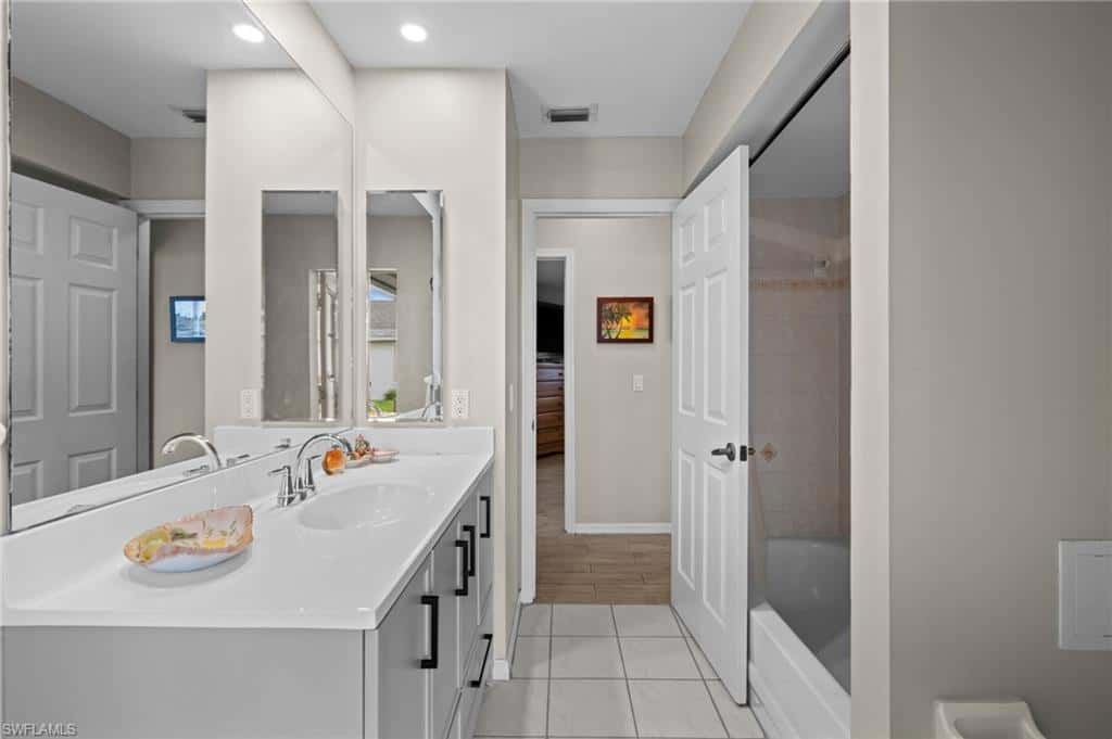 403 28th Ter, Cape Coral, photo 16