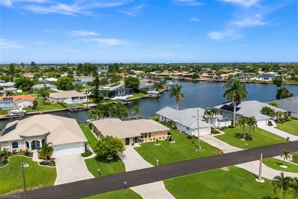 403 28th Ter, Cape Coral, photo 37