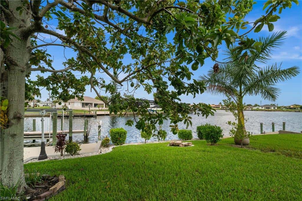 403 28th Ter, Cape Coral, photo 35